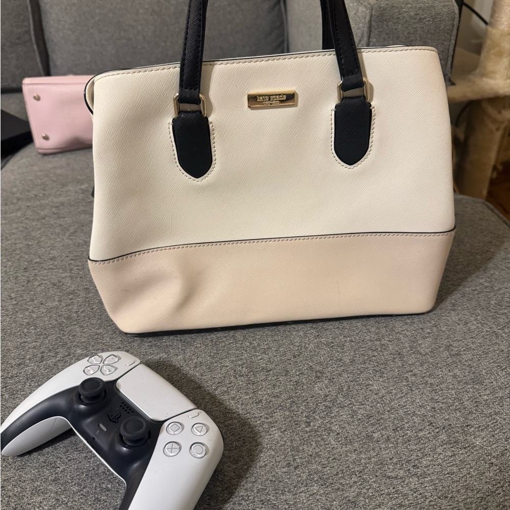 Kate Spade Hand Bag - Cream and White
